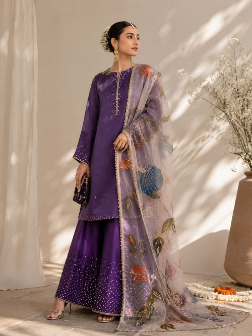 A canvas of delicate florals, intricate handwork & timeless elegance